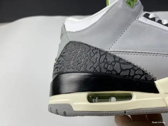 One Kick 136064-006 Chlorophyll 3 Jordan Air Retro 0614